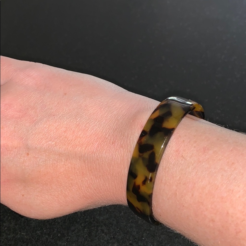 Tortoise shell cuff
